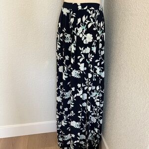 🌸 Painted Threads Navy Floral Maxi Skirt – Size S